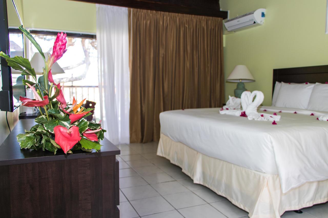 Starfish St Lucia Hotel Rodney Bay Exterior photo