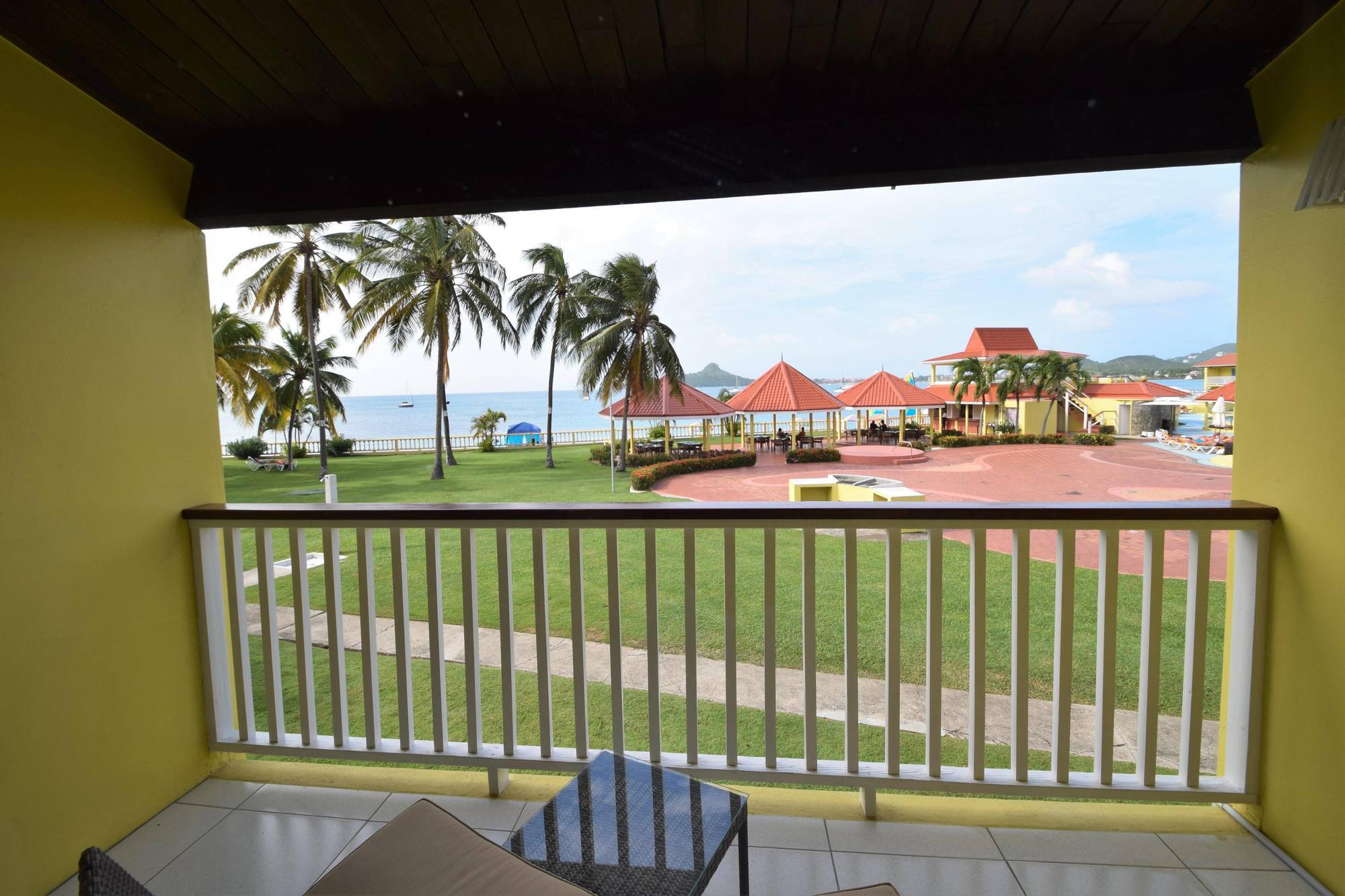 Starfish St Lucia Hotel Rodney Bay Exterior photo